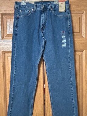 Levi's 505™ Regular Fit Men's Jeans in a Medium Stonewash 33x34  100% Cotton NWT